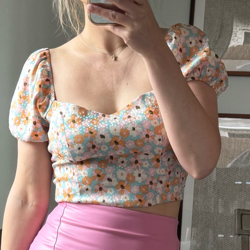 Pastel Floral Spring Summer Puff Sleeve Crop Top